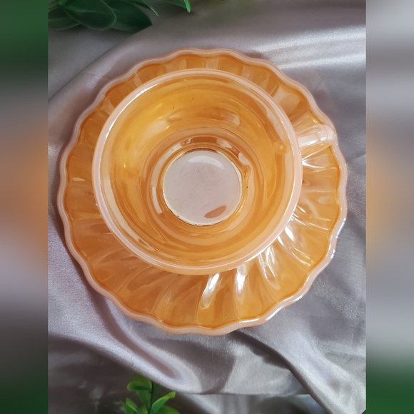 🎉HP🎉 FIRE KING Peach Lustre HTF Miniature Cup and Saucer - Picture 2 of 5